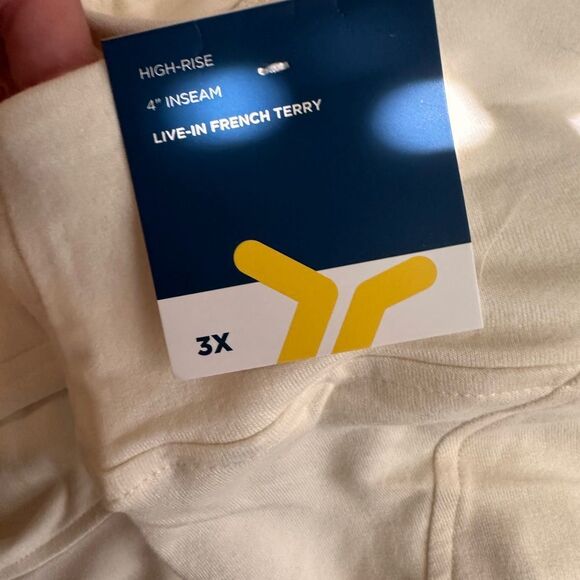 Old Navy Plus Size 3X Cream High Waist Terry Cloth Shorts - Picture 3 of 7